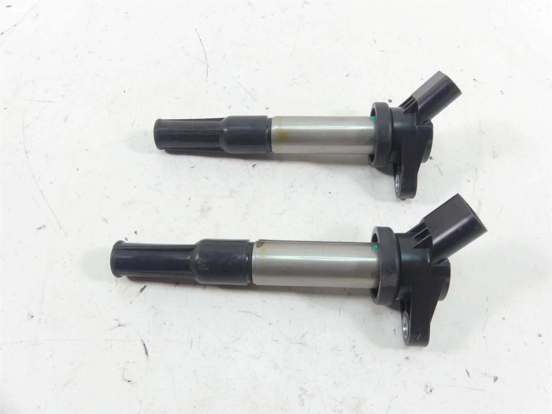 2018 Indian Scout Sixty Ignition Stick Coil Set 4015017 {{ shop.shopifyCountryName }} - Mototech271