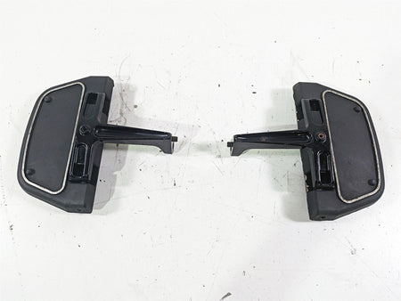 2003 Harley Touring FLHTCUI 100TH E-Glide Passenger Floor Board Set 52719-93B {{ shop.shopifyCountryName }} - Mototech271