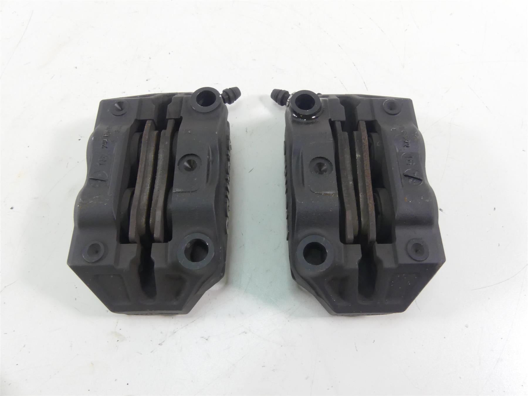 2017 BMW R1200GS GSW K50 Front Brembo Brake Caliper Set 34118556205 34118556206 {{ shop.shopifyCountryName }} - Mototech271