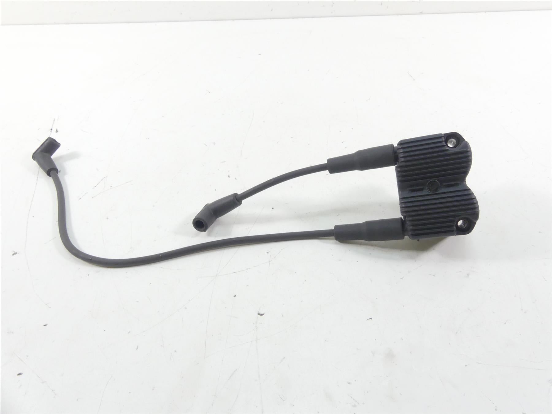 2017 Harley FLS Softail Slim Delphi Ignition Coil Wire Plug Set 31743-01