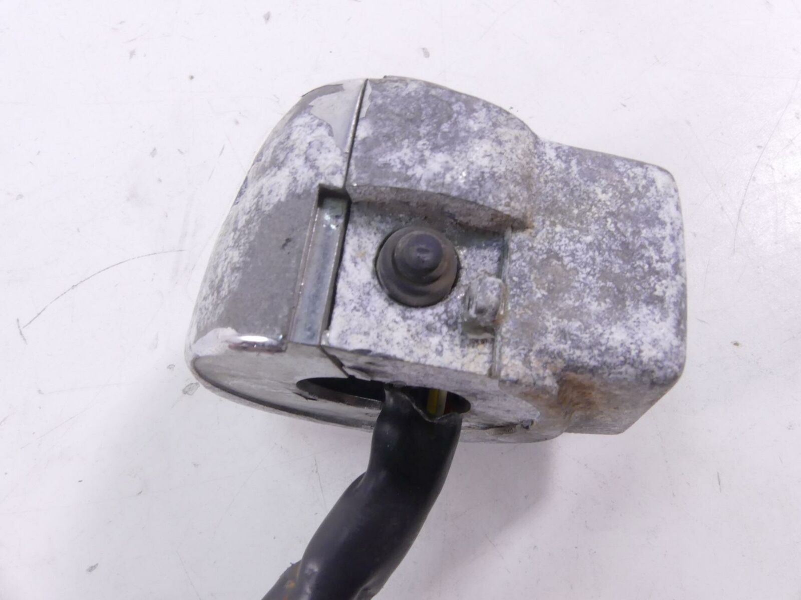 2009 Harley Touring FLHRC Road King Left Control Switch Blinker Light 71682-06A {{ shop.shopifyCountryName }} - Mototech271