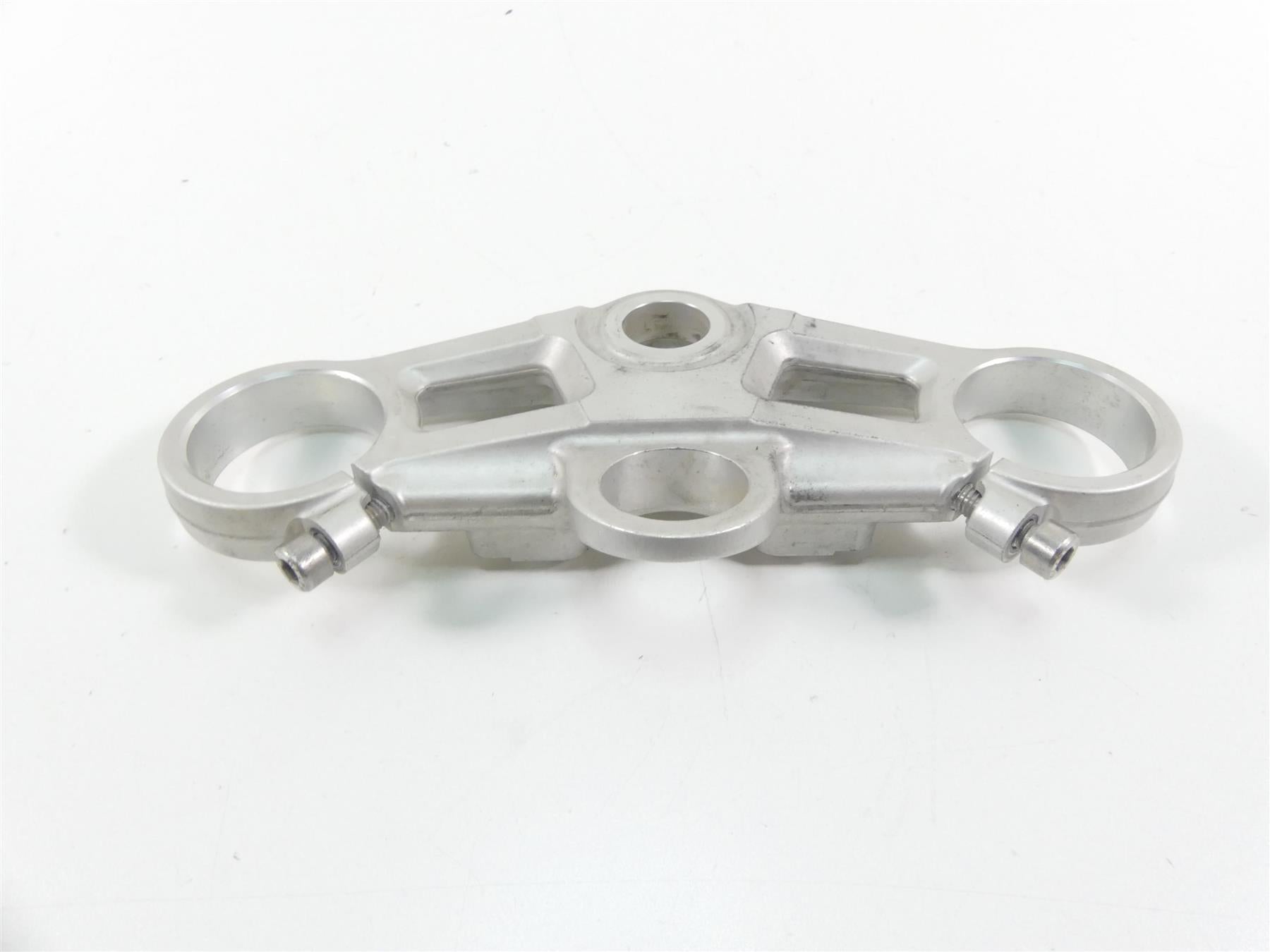 2006 Triumph Daytona 675 Upper Triple Tree Steering Clamp 50mm T2049170 {{ shop.shopifyCountryName }} - Mototech271
