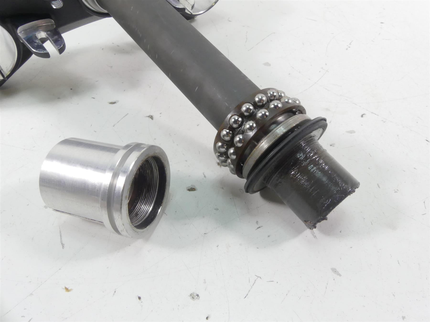 2017 Ducati Monster 1200 S Lower Triple Tree Ohlins Steering Yoke 342P0972AB {{ shop.shopifyCountryName }} - Mototech271