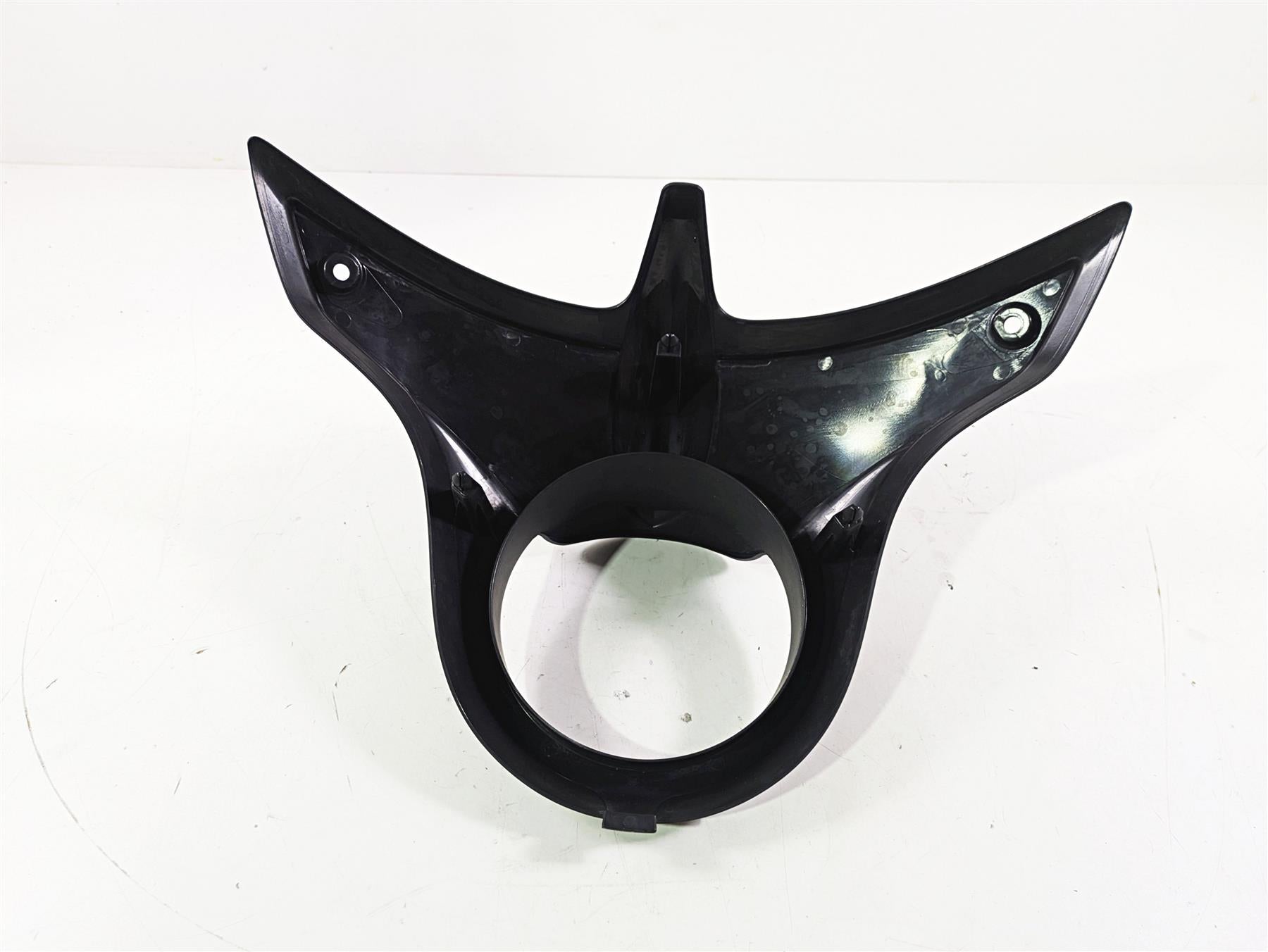 2018 Indian Chieftain Limited Kuryakyn Signature Series Headlight Bezel P377140 {{ shop.shopifyCountryName }} - Mototech271