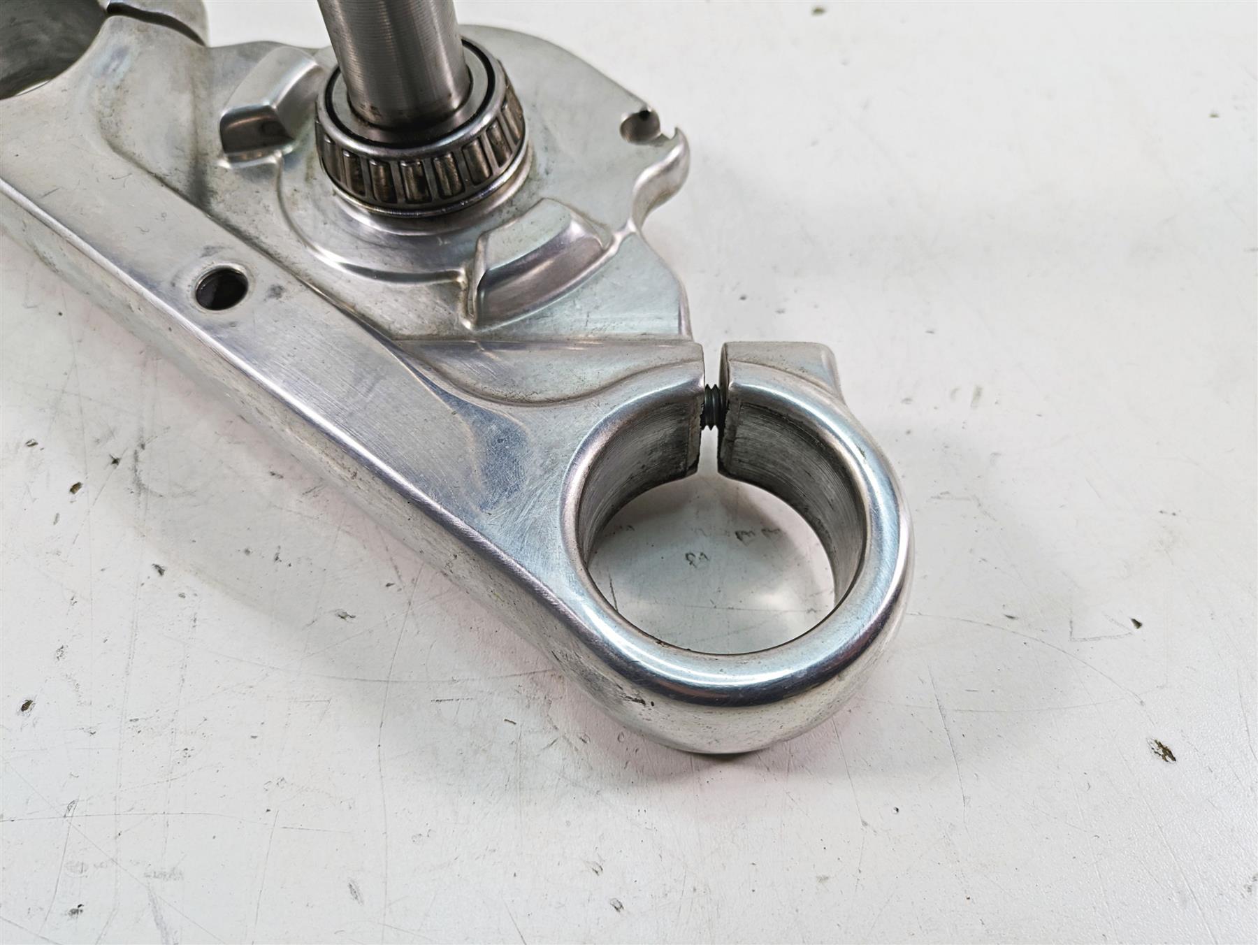 2015 Harley FXDL Dyna Low Rider Lower Triple Tree Steering Clamp 49mm 45539-08 {{ shop.shopifyCountryName }} - Mototech271