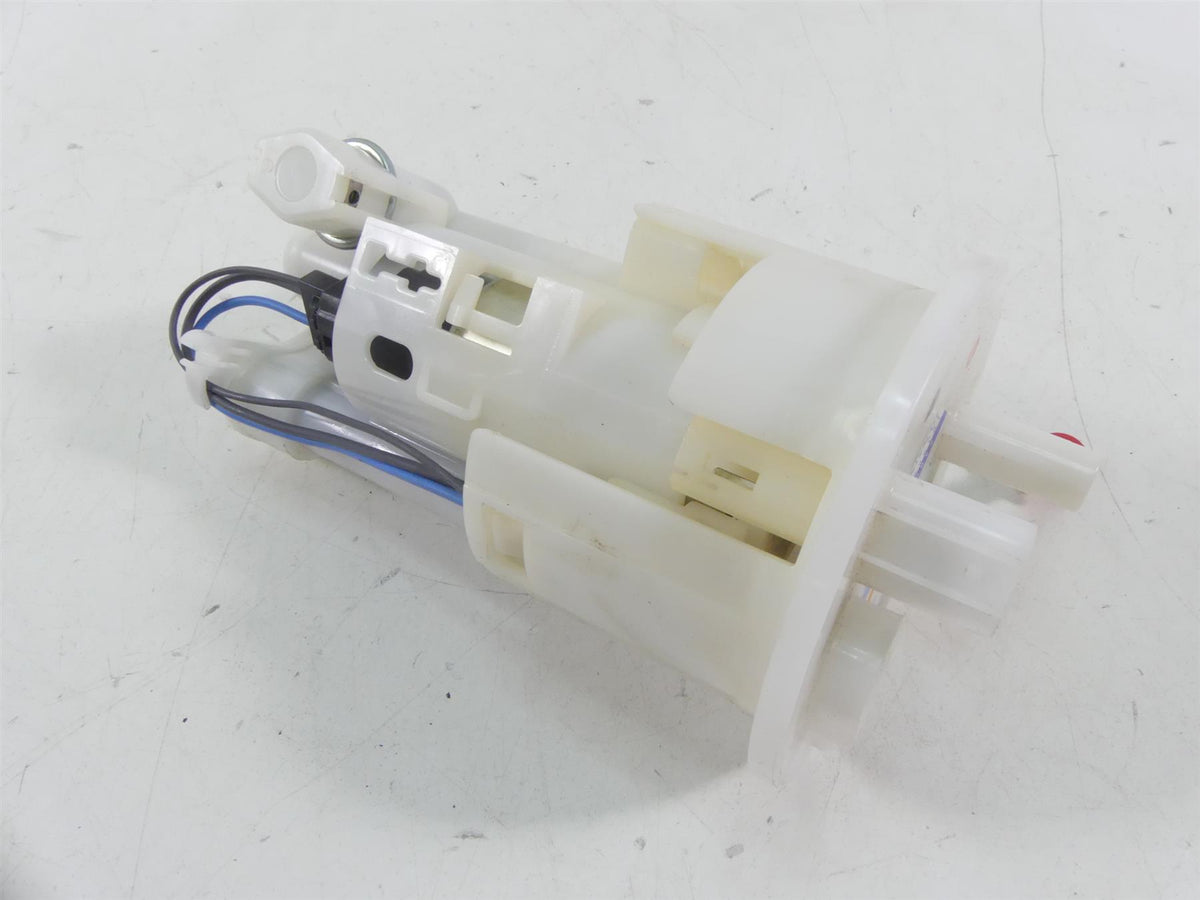 2019 Triumph Street Triple 765R Denso Fuel Gas Petrol Pump - Tested T2400735 {{ shop.shopifyCountryName }} - Mototech271