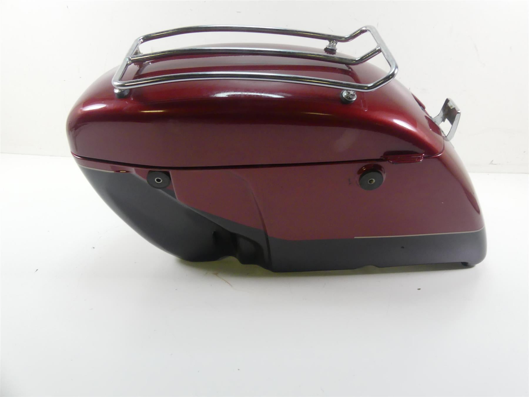 1998 Honda Shadow VT1100T Right Saddlebag Saddle Bag Box - Read 81224-MBC-000 {{ shop.shopifyCountryName }} - Mototech271