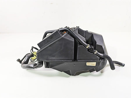 2019 Ducati Supersport 939 S Throttle Body & Airbox Set 28240932A 44212781B {{ shop.shopifyCountryName }} - Mototech271