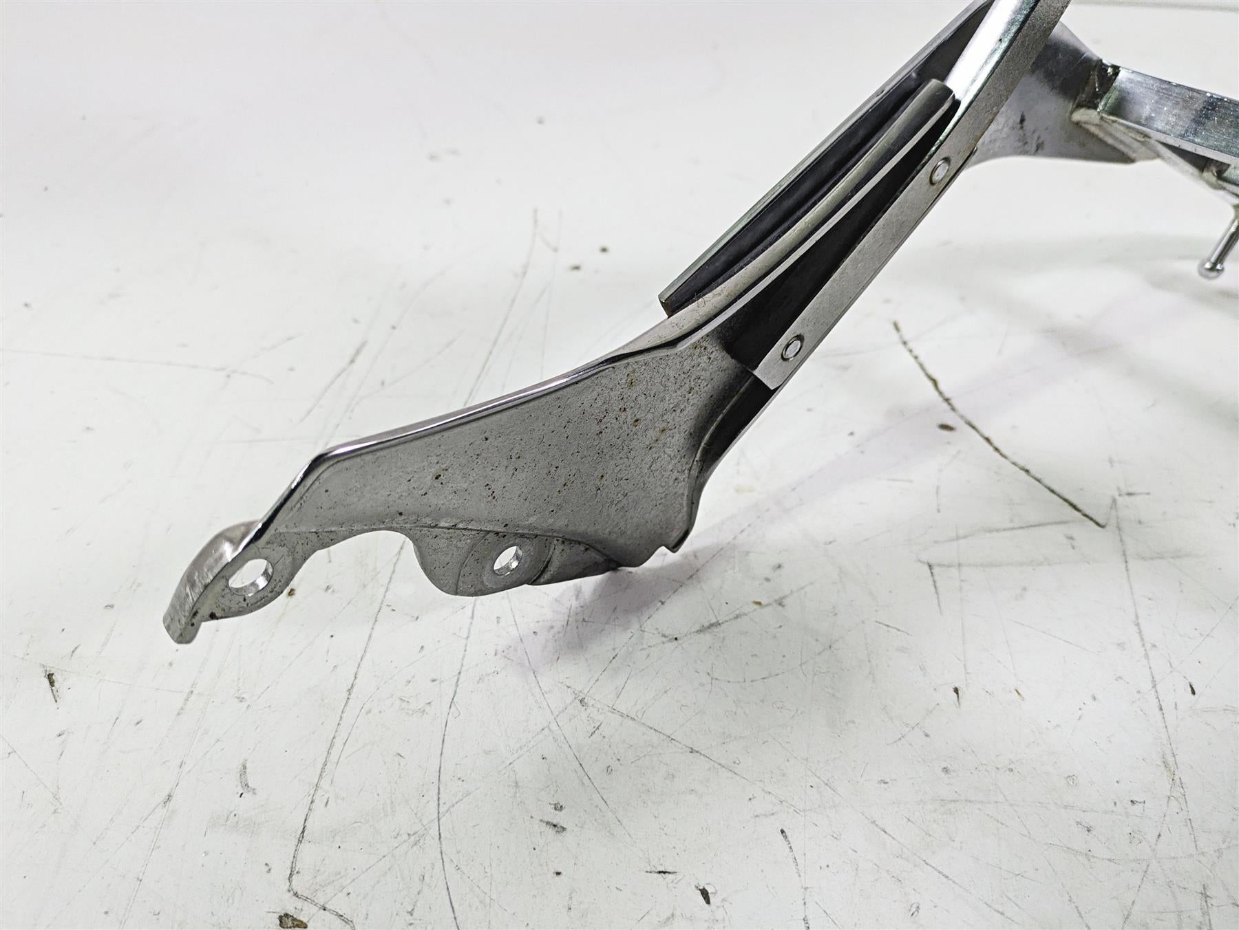 2002 Honda GL1500 CD Valkyrie Deluxe Passenger Sissy Bar Back Rest 77320-MZ0-000 {{ shop.shopifyCountryName }} - Mototech271