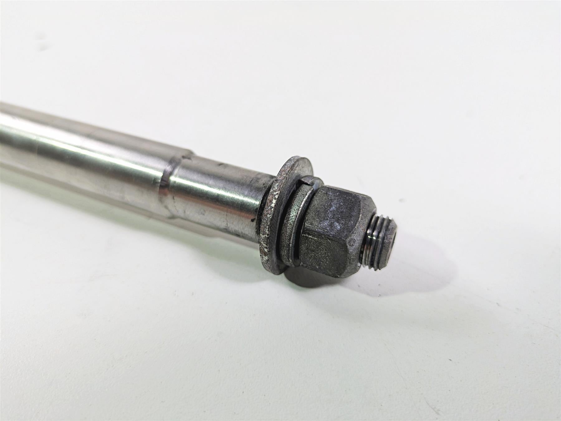 2007 Harley Sportster XL1200 C Front Axle Wheel Spindle 3/4" 43895-00 {{ shop.shopifyCountryName }} - Mototech271