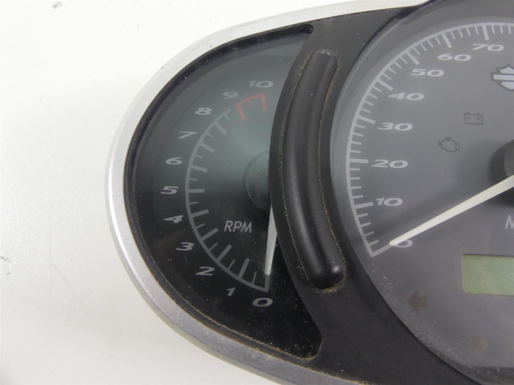 2006 Harley VRSCD Night Rod Speedometer Instrument Gauges - 2K Only 67453-05A {{ shop.shopifyCountryName }} - Mototech271