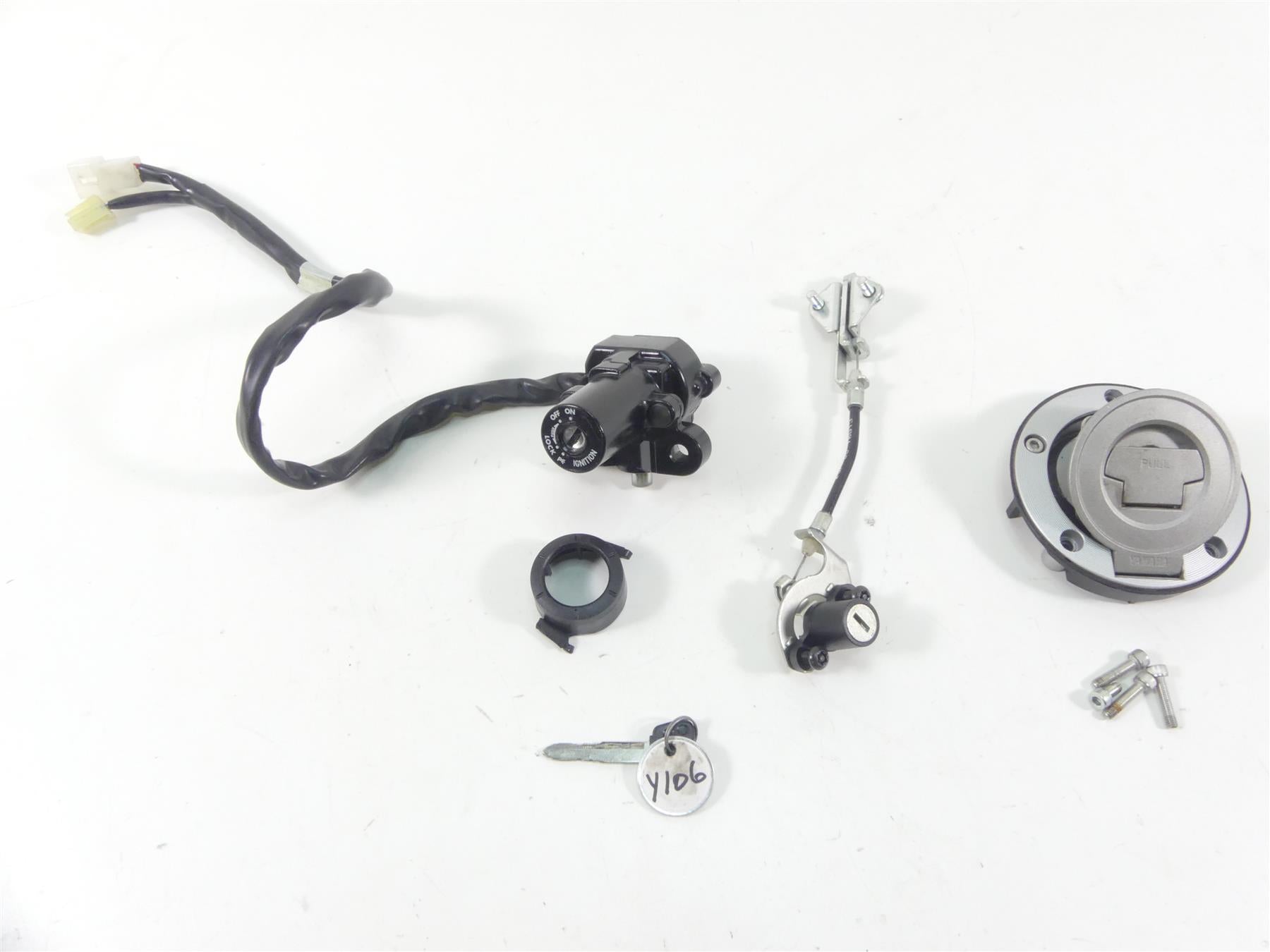 2017 Yamaha XT1200Z Super Tenere Ignition Switch Key Lock Set 2BS-82501-10-00