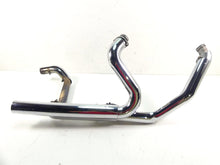 Load image into Gallery viewer, 2013 Harley Touring FLTRX Road Glide Like Fuel Moto Jackpot 2-1/2&quot; Exhaust Header
