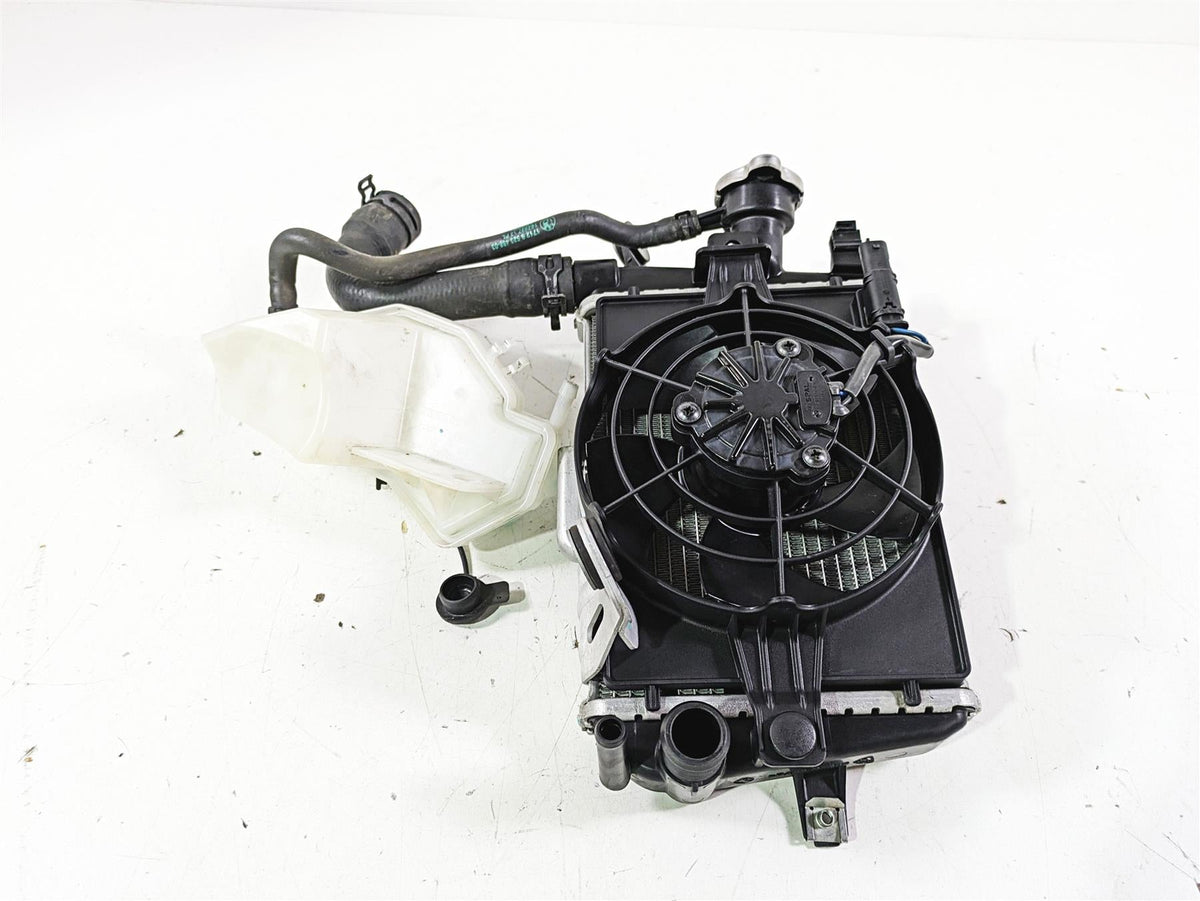 2014 BMW R1200 RT RTW K52 Right Radiator Fan Hoses Reservoir Set 17118546416 {{ shop.shopifyCountryName }} - Mototech271
