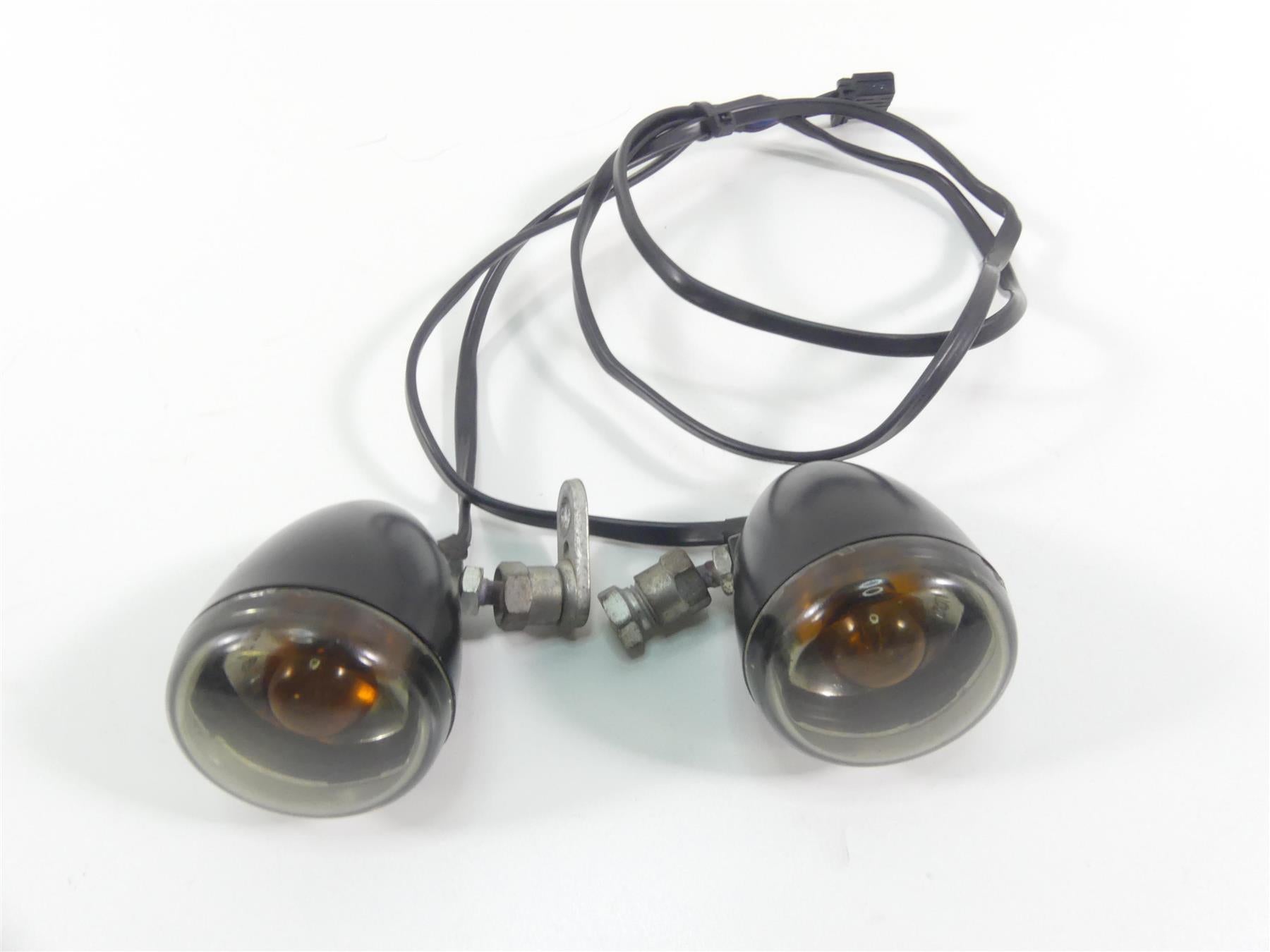 2008 Harley Softail FLSTSB Cross Bones Front Turn Signal Set -Read 68804-06 {{ shop.shopifyCountryName }} - Mototech271