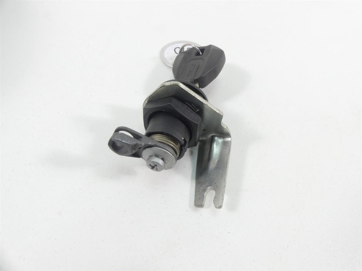 2010 Ducati Streetfighter 1098 S Speedometer Ignition Switch Key 7K 40610723A {{ shop.shopifyCountryName }} - Mototech271