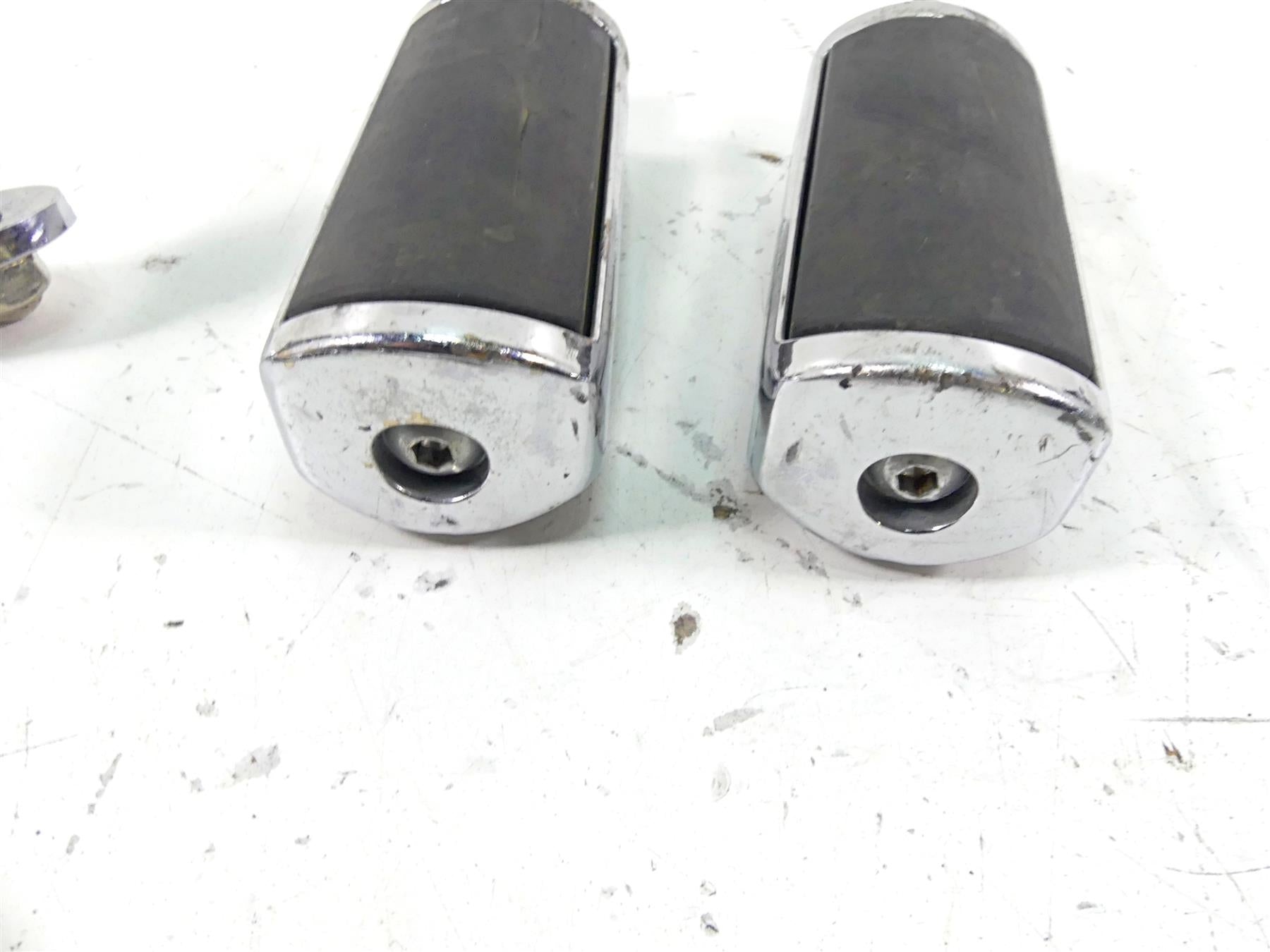 1979 Harley Sportster XLS1000 Roadster Footpeg Rear Master Shifter Brake Pedal {{ shop.shopifyCountryName }} - Mototech271