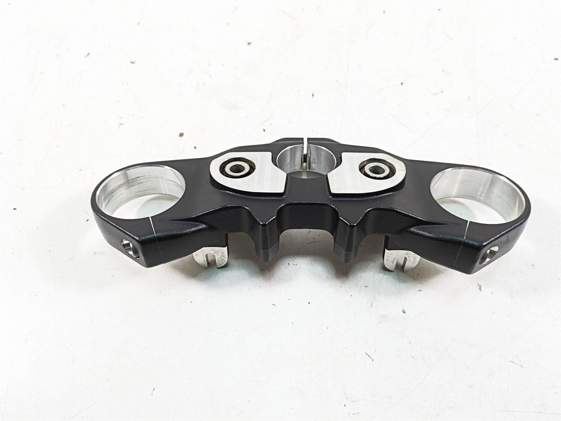 2020 Ducati Scrambler 1100 Sport Pro Upper Triple Tree Steering Clamp 34111571AA {{ shop.shopifyCountryName }} - Mototech271