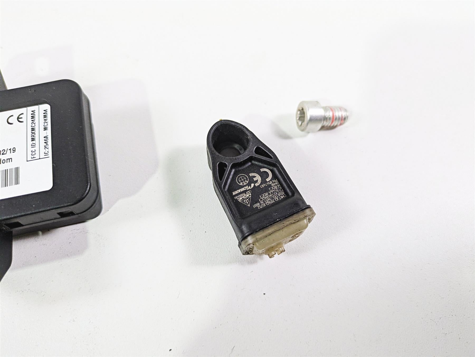 2019 BMW R1250RT K52 Rdc Module Tire Sensor Set 36317914365 65758546222 {{ shop.shopifyCountryName }} - Mototech271