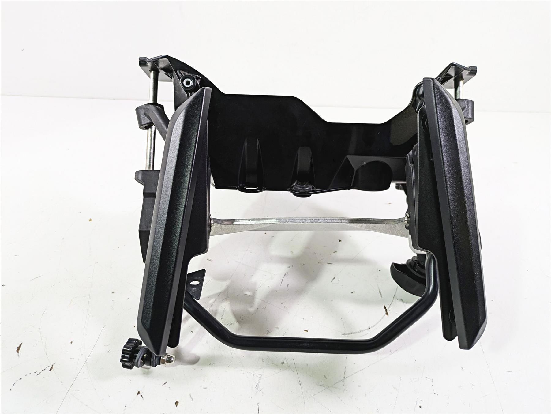 2018 BMW R1200GS GSW K50 Front Center Stay Windshield Mount 46638536083 {{ shop.shopifyCountryName }} - Mototech271