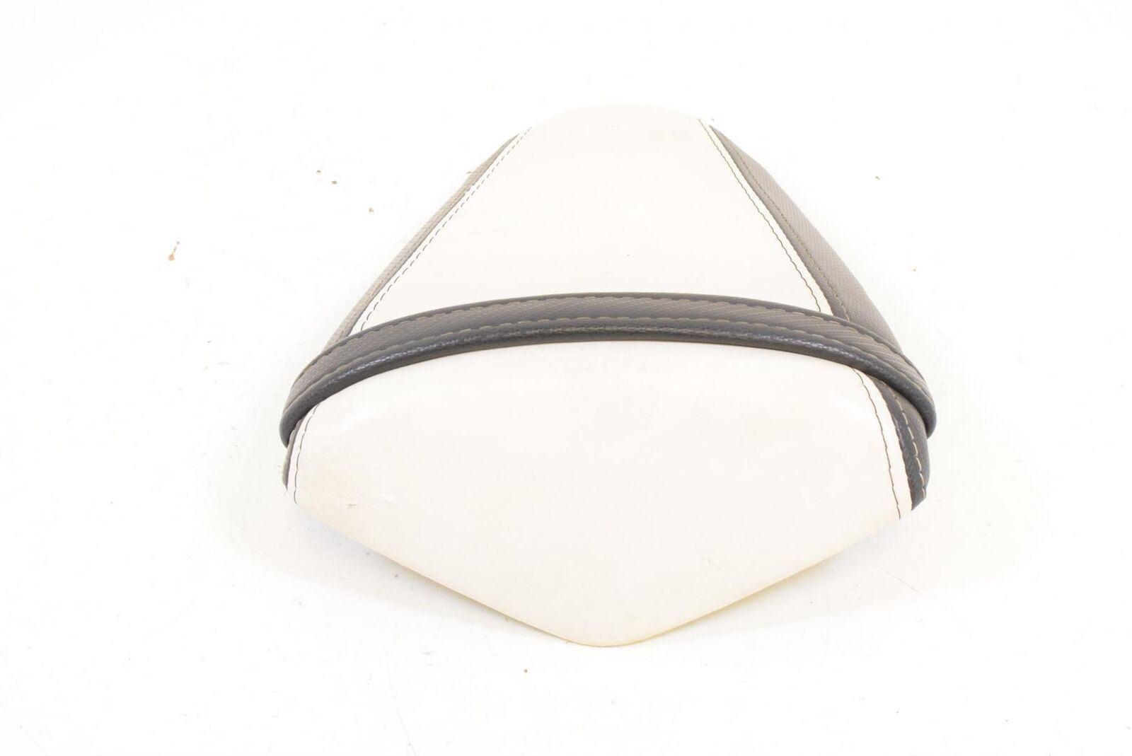 2008 Kawasaki ZX10R ZX10 Ninja Rear Passenger Seat Saddle Pillion 53066-0189-12Y {{ shop.shopifyCountryName }} - Mototech271