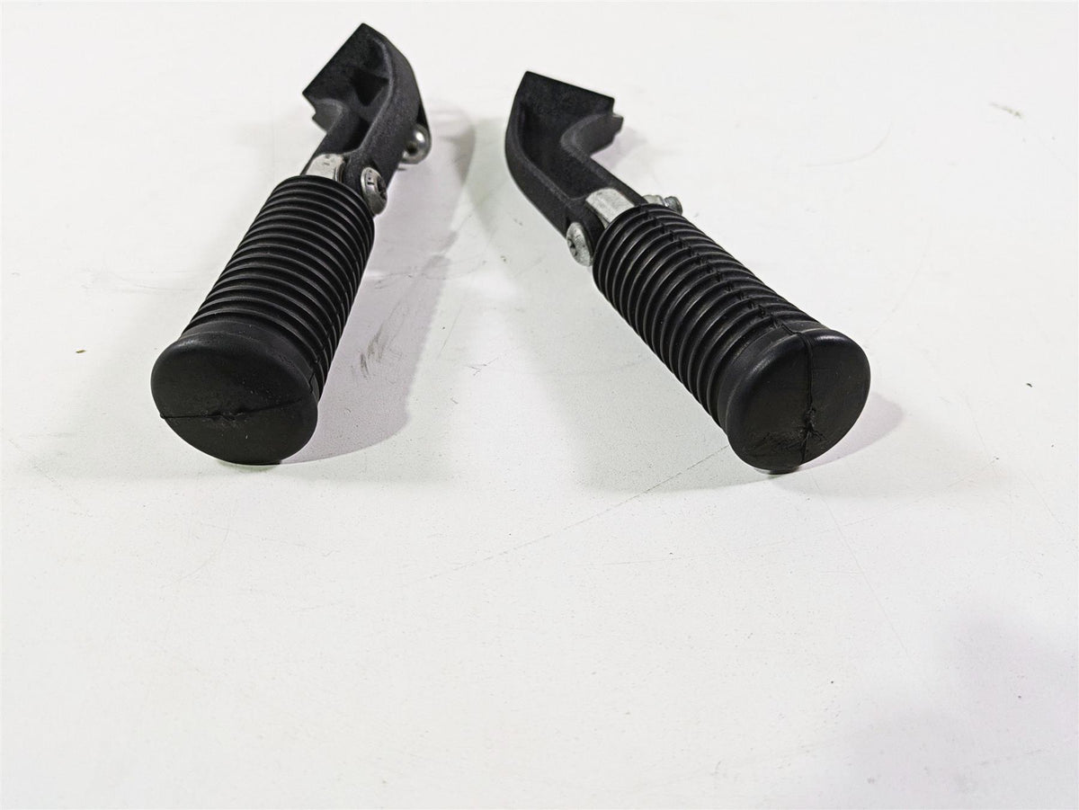 2014 Harley FXDL Dyna Low Rider Passenger Footpeg Foot Peg Set 49224-06 49230-06 {{ shop.shopifyCountryName }} - Mototech271