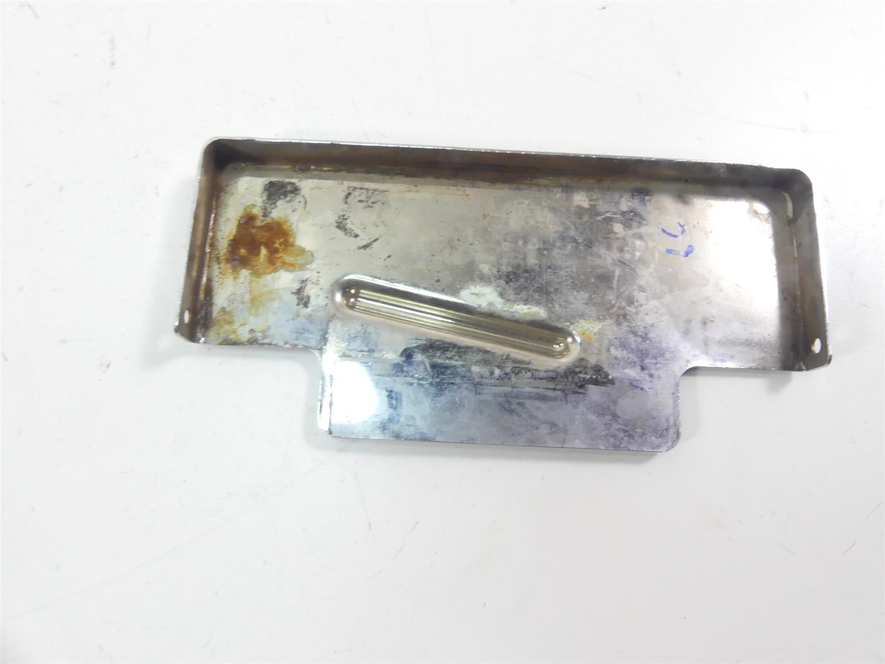 2005 Harley Dyna FXDLI Low Rider Battery Tray Holder Chrome Cover Lid 66375-97 {{ shop.shopifyCountryName }} - Mototech271