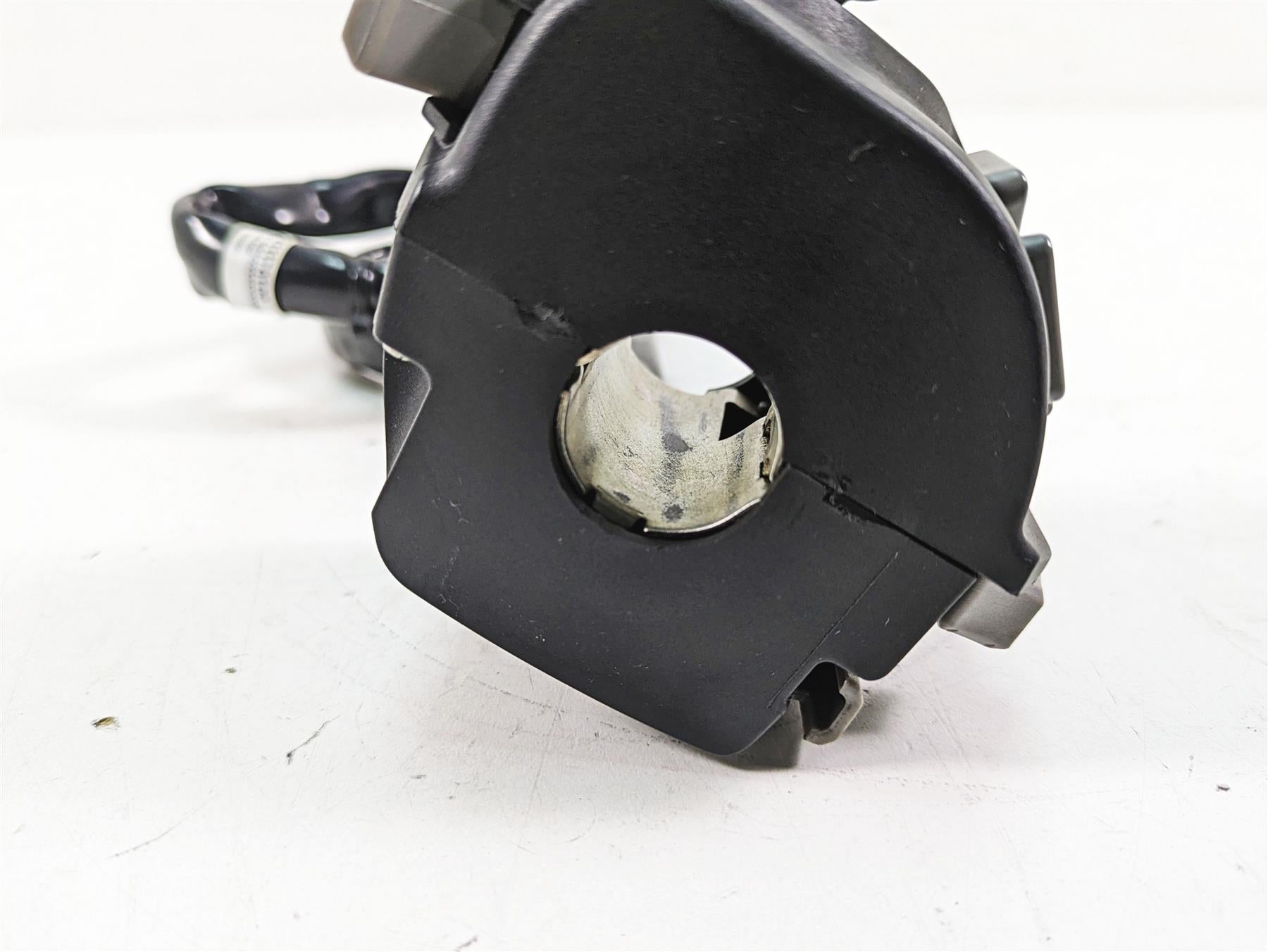 2020 KTM 1290 Super Adventure R Left Hand Turn Signal Control Switch 61411170100 {{ shop.shopifyCountryName }} - Mototech271
