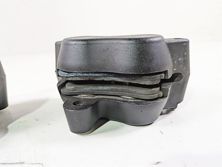2015 Harley FXDF Dyna Fat Bob Front Brake Caliper Set 41300001 41300002 {{ shop.shopifyCountryName }} - Mototech271