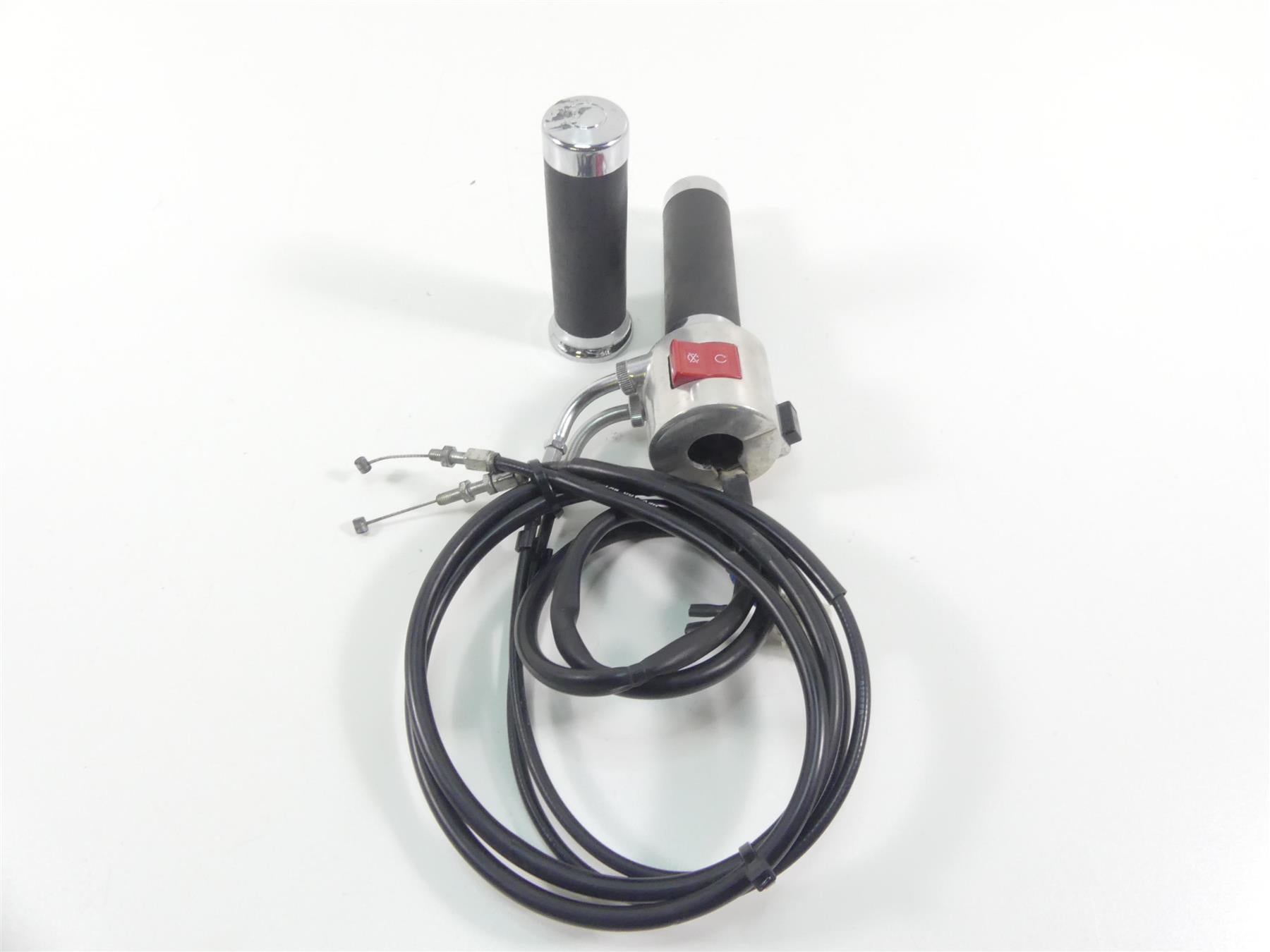 2016 Honda VT1300 CRG Stateline Right Control Switch & Throttle 35130-MFY-A01 {{ shop.shopifyCountryName }} - Mototech271