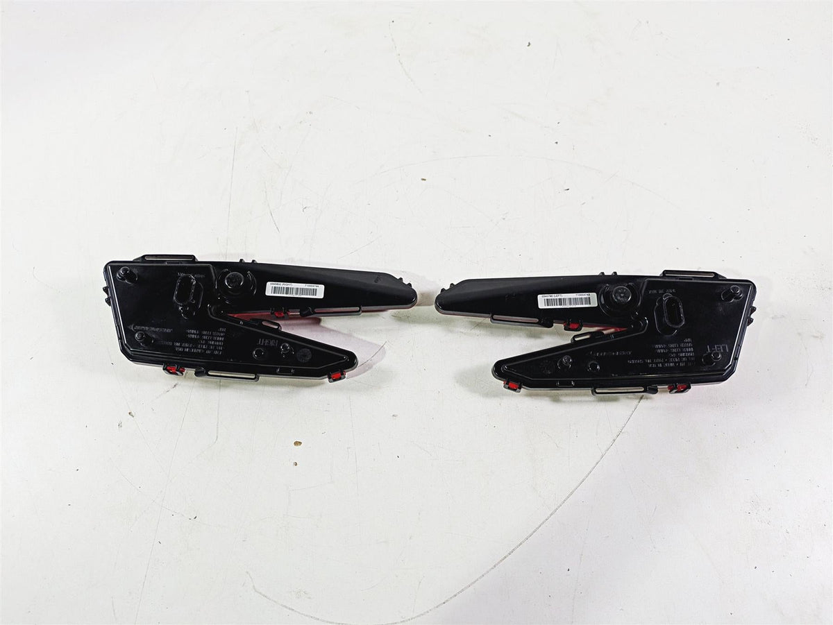 2018 Can Am Maverick X3 XRC Turbo R Taillight Tail Brake Light Set 710004743 {{ shop.shopifyCountryName }} - Mototech271