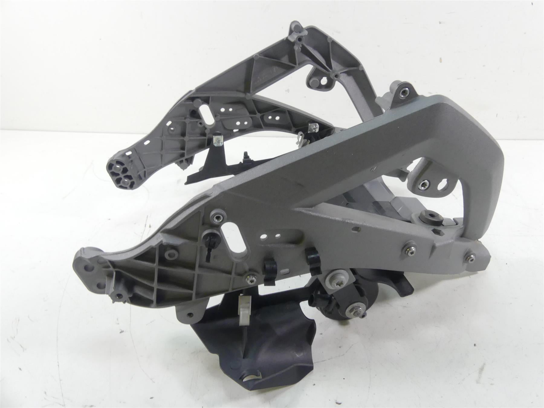 2017 BMW R1200GS GSW K50 Front Stay Carrier Support 46638528673 46638528674 {{ shop.shopifyCountryName }} - Mototech271