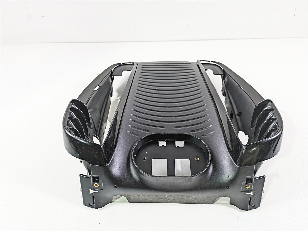 2016 Harley VRSCDX Night Rod Radiator Center Cover Fairing 26813-08A {{ shop.shopifyCountryName }} - Mototech271