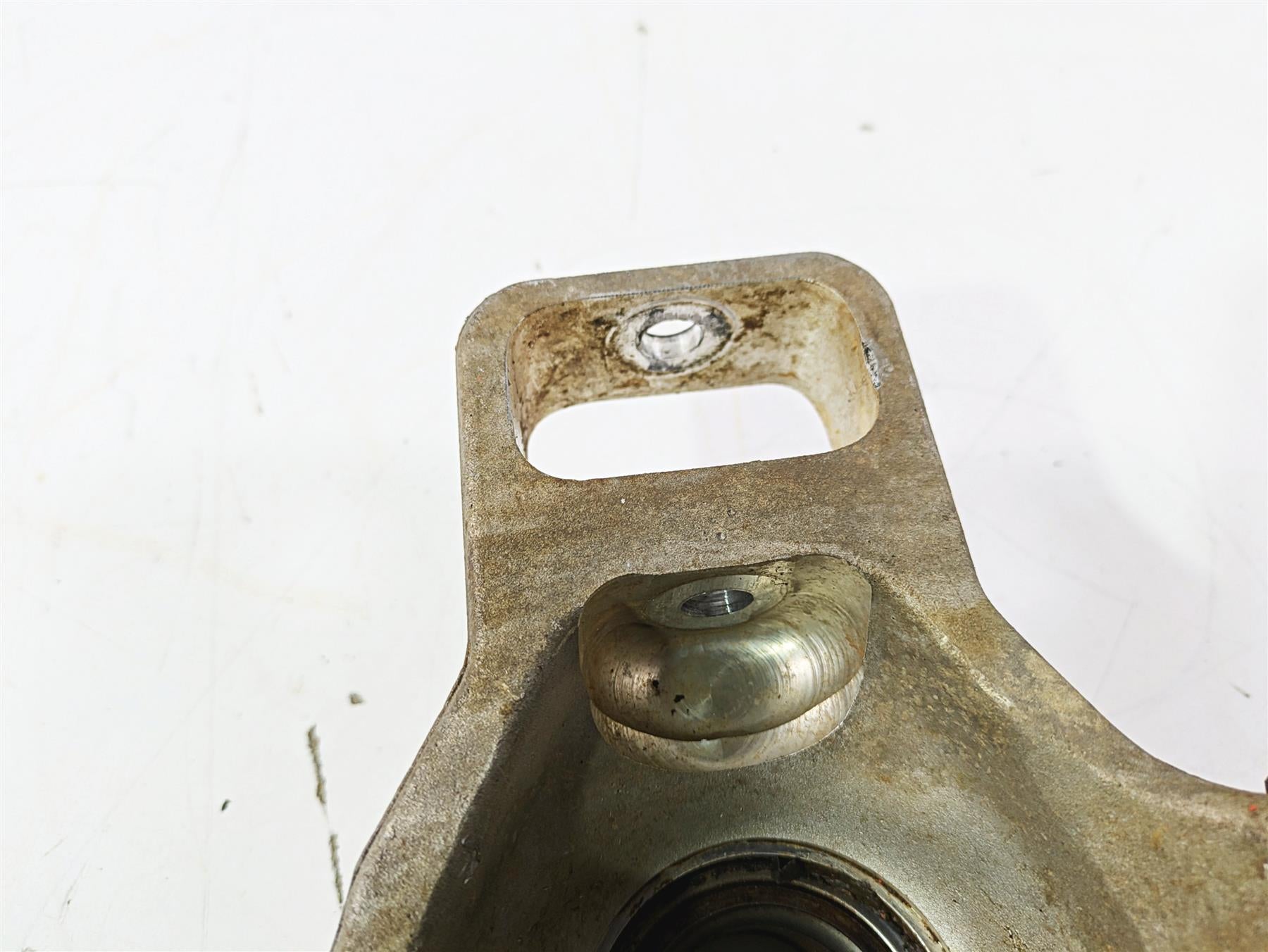 2023 Can Am Maverick X3 XMR Turbo RR Rear Left Hub Spindle Knuckle 706005308 {{ shop.shopifyCountryName }} - Mototech271