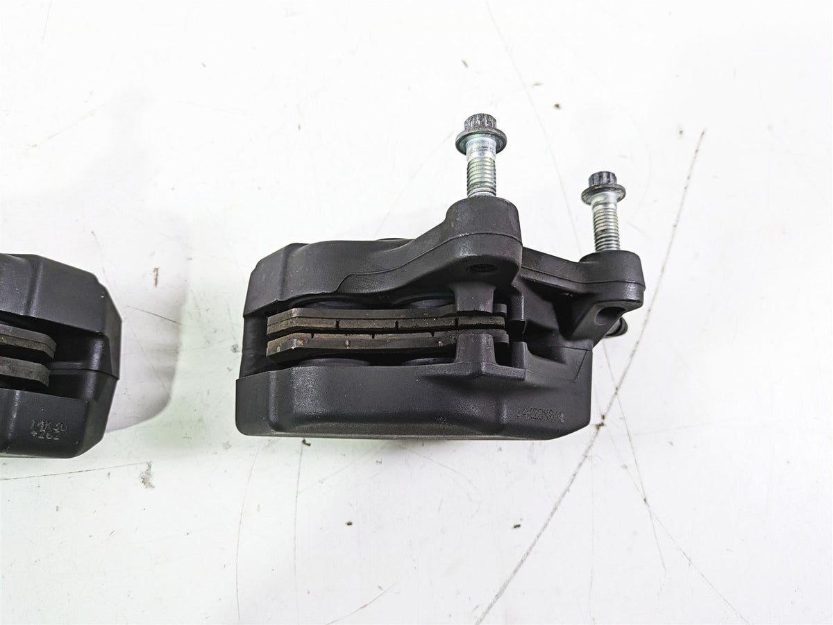 2015 Harley Touring FLHTKL E -Glide Low Front Brake Caliper Set 43027-08 {{ shop.shopifyCountryName }} - Mototech271