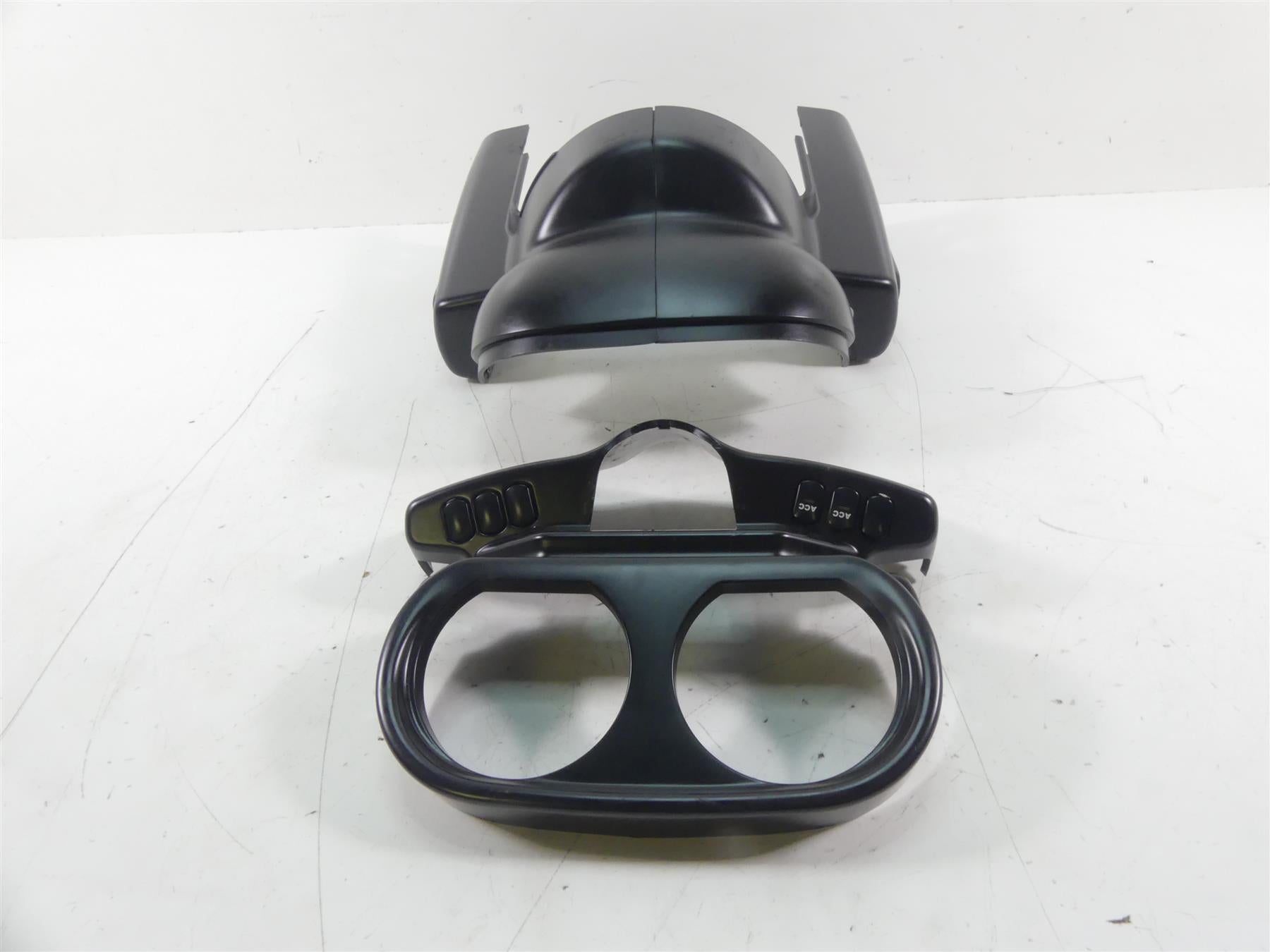 2016 Harley Touring FLTRX Road Glide Speedometer Gauges Cover Set 70900372 {{ shop.shopifyCountryName }} - Mototech271