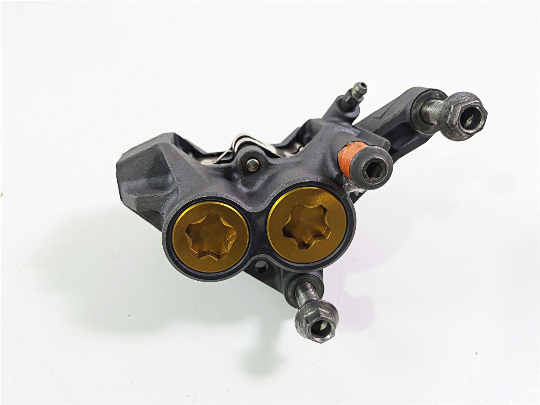 2002 Yamaha YZFR1 R1 Front Brake Caliper Set 5PW-2580U-00 5PW-2580U-00 {{ shop.shopifyCountryName }} - Mototech271