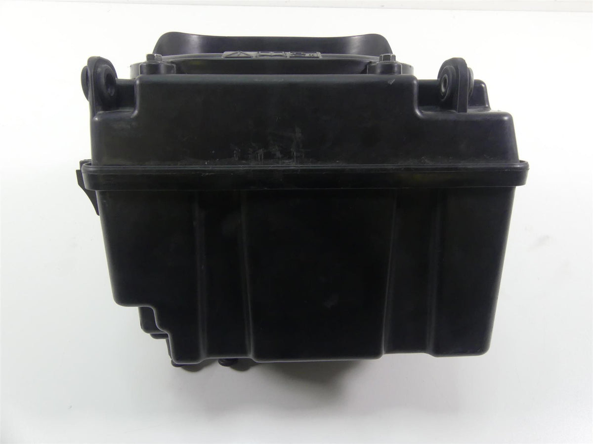 2013 Triumph Rocket 3 Touring Center Air Box Cleaner Breather Filter T2202200 {{ shop.shopifyCountryName }} - Mototech271