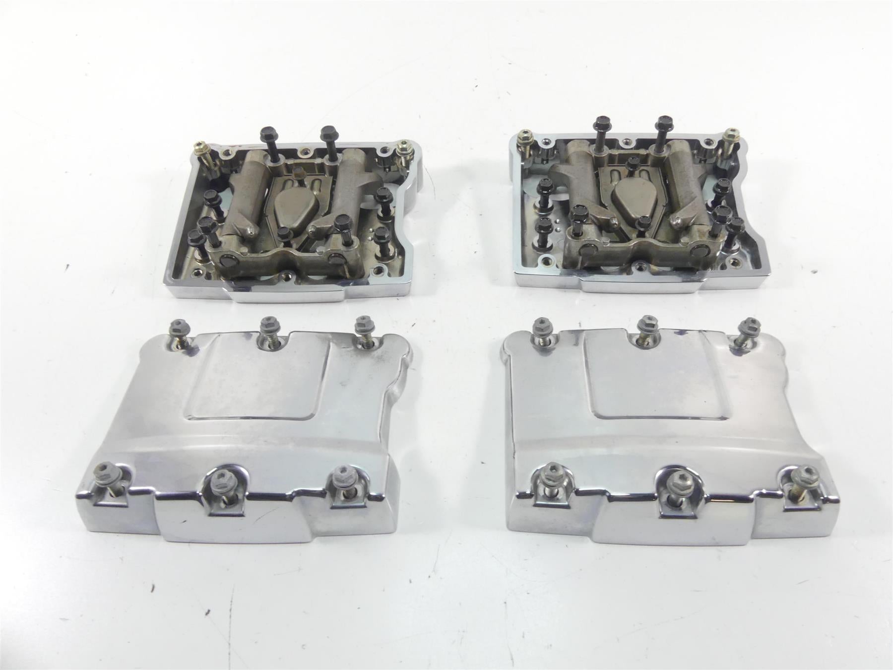 2012 Harley Touring FLHTP Electra Glide Rocker Arm Box Valve Cover Set 17571-99