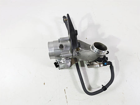 2019 Indian Chieftain Limited Throttle Body & Intake Manifold 1204685 {{ shop.shopifyCountryName }} - Mototech271