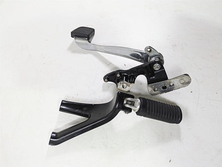 2018 Harley FXBR Softail Breakout Right Footpeg + Mount & Brake Pedal 50500746 {{ shop.shopifyCountryName }} - Mototech271