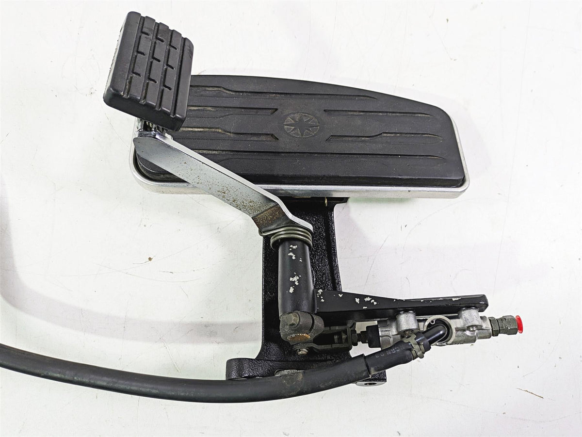 2004 Yamaha XVZ1300 Royal Star Right Floorboard & Brake Pedal Set 4XY-27420-10 {{ shop.shopifyCountryName }} - Mototech271
