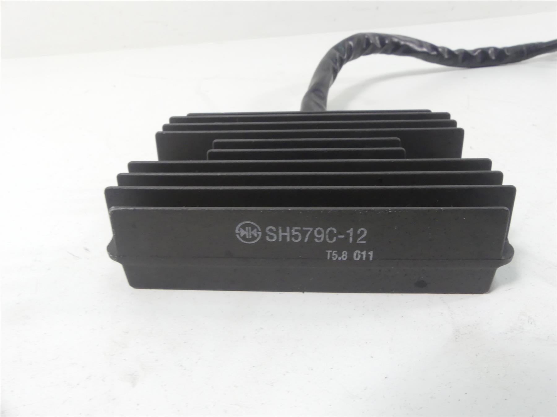 2005 Honda V-Twin VTX1800 S3 Rectifier Voltage Regulator 31600-MCH-000 {{ shop.shopifyCountryName }} - Mototech271