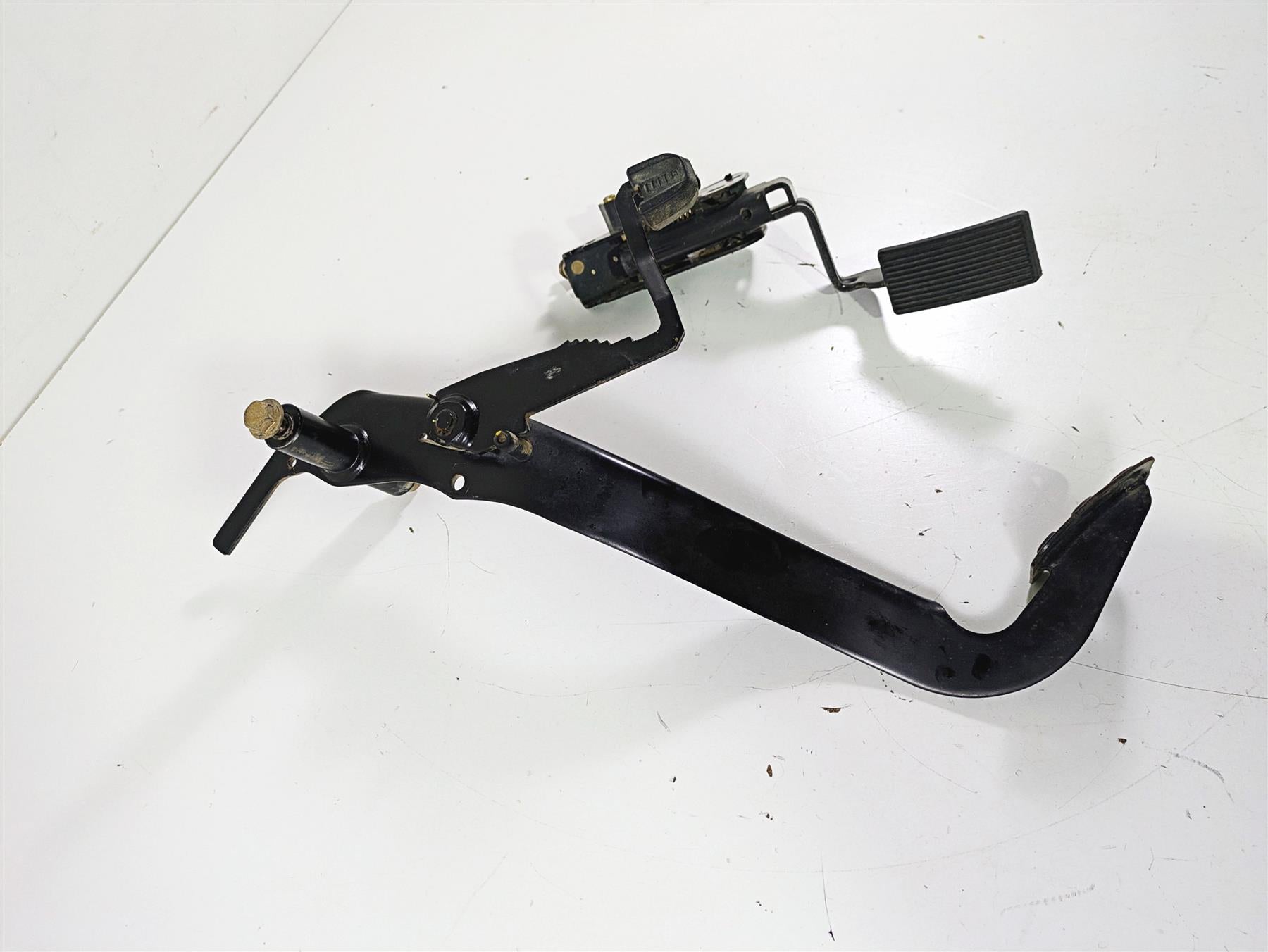 2022 Can-Am Defender XMR HD10 Foot Brake Accelerate Pedal Set 707001599 {{ shop.shopifyCountryName }} - Mototech271