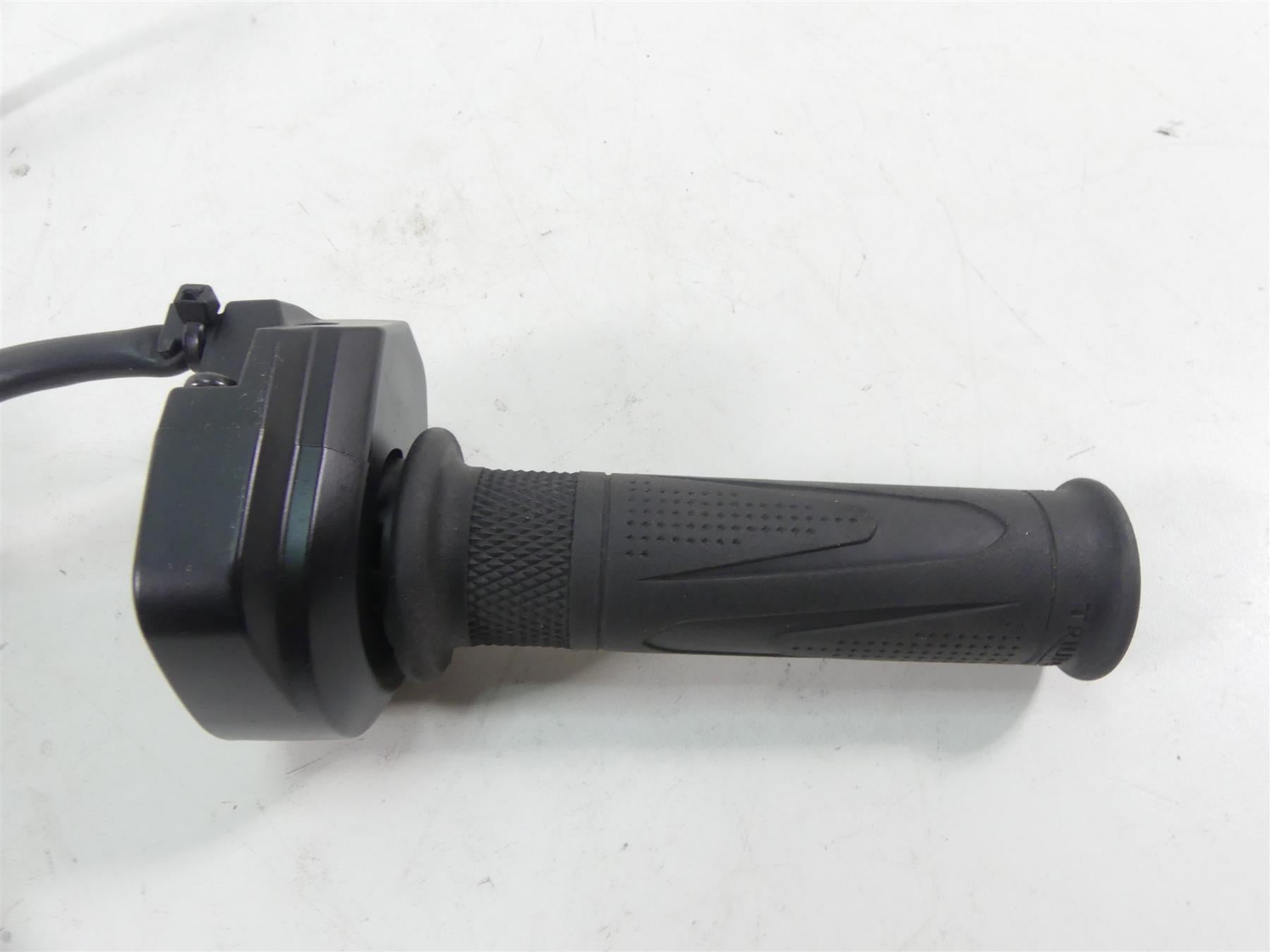 2018 Triumph Street Triple 765RS Ride Fly By Wire Throttle Grip Sensor T2042226 {{ shop.shopifyCountryName }} - Mototech271