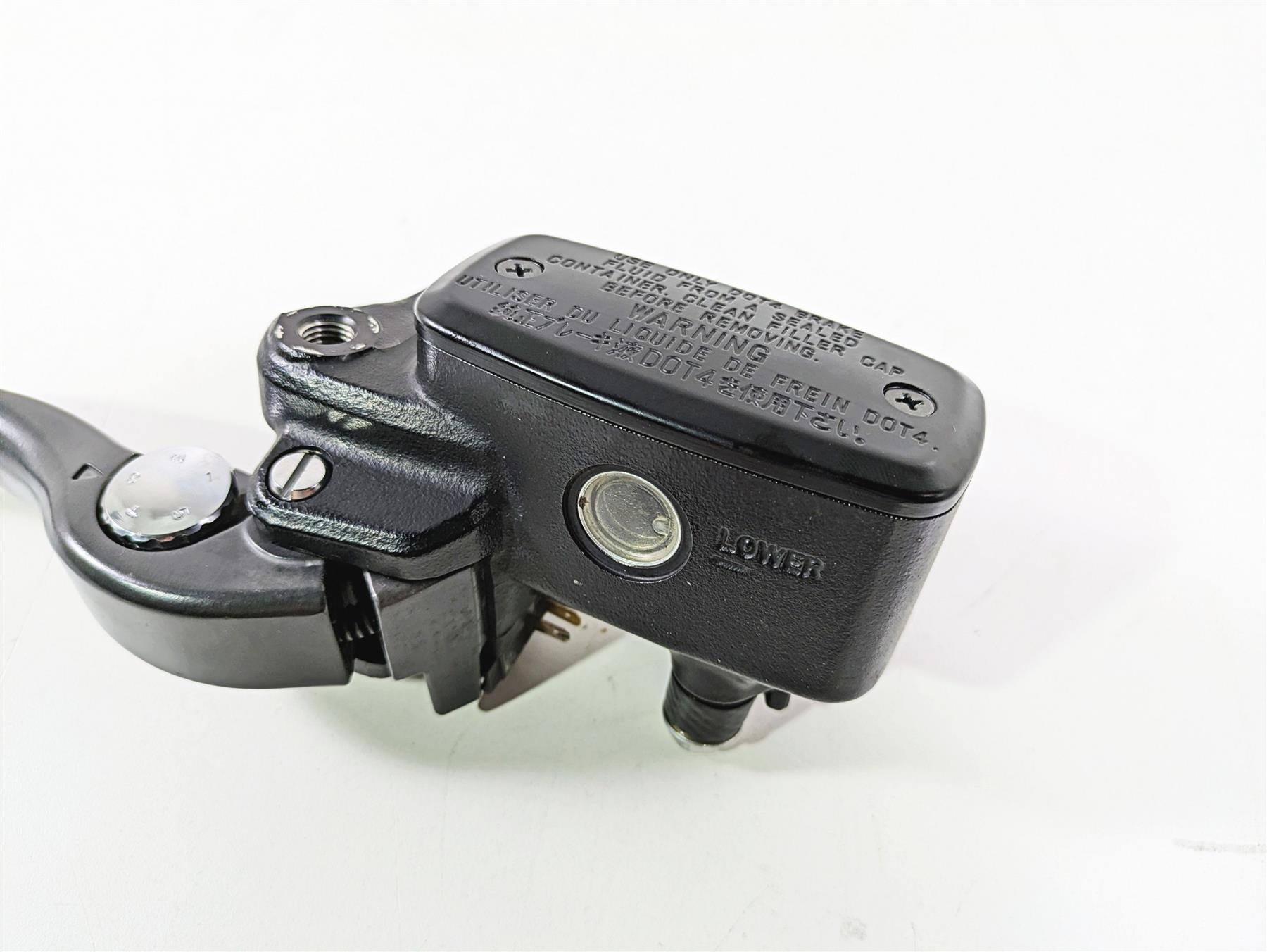 2016 Suzuki M109R VZR1800 Boulevard Front Brake Master Cylinder 5/8" 59600-10FD0 {{ shop.shopifyCountryName }} - Mototech271