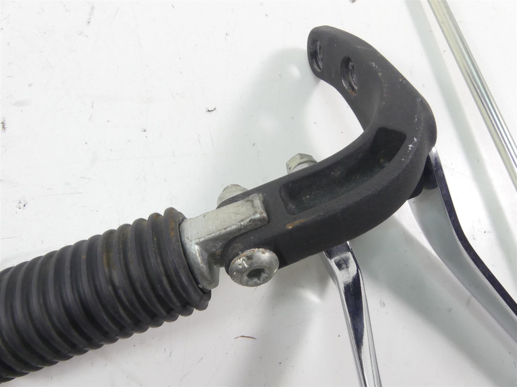 2010 Harley FXDWG Dyna Wide Glide Front Left Right Forward Foot Control 33693-03 {{ shop.shopifyCountryName }} - Mototech271