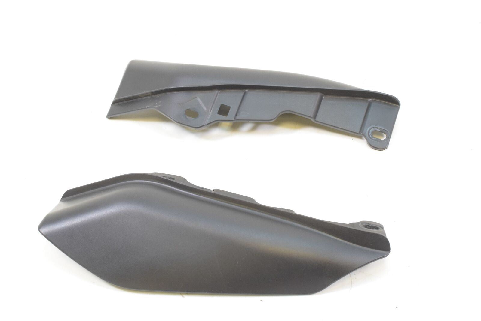 2012 Harley Touring FLHX Street Glide Engine Side Wing Cover Set {{ shop.shopifyCountryName }} - Mototech271