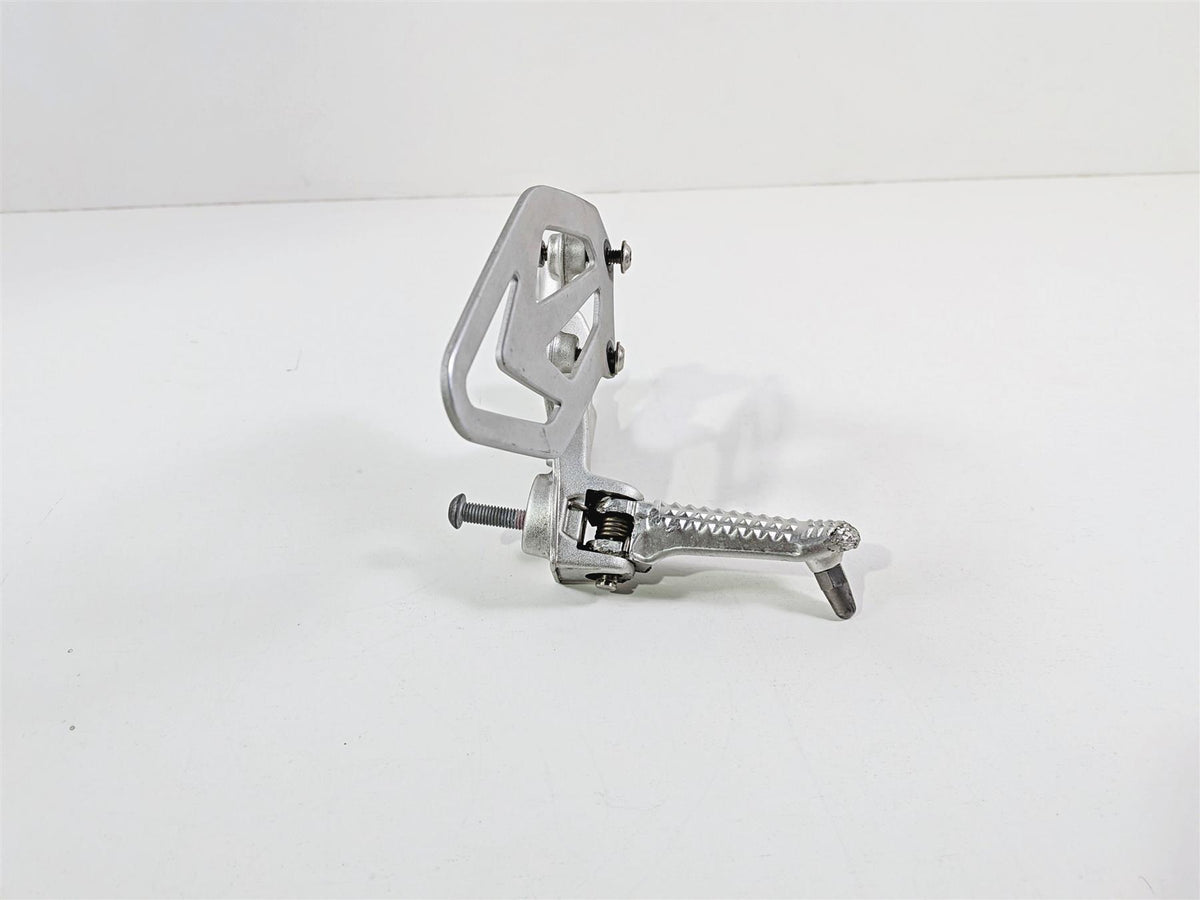 2017 BMW S1000RR K46 Right Rider Driver Foot Peg Rest & Heal Guard 46717728308 {{ shop.shopifyCountryName }} - Mototech271
