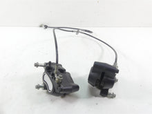 Load image into Gallery viewer, 2009 Harley FXDF Dyna Fat Bob Front Brake Caliper &amp; Line Set 44046-08 44487-08 | Mototech271
